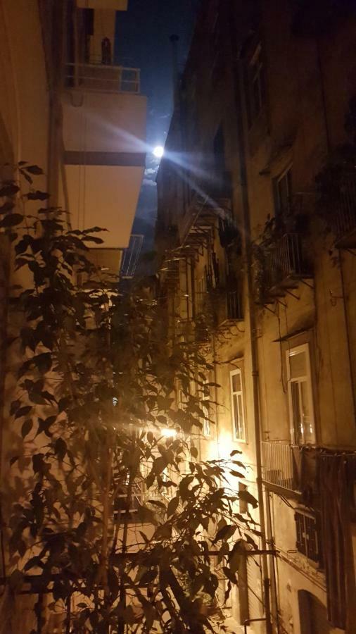 Ai Baretti B&B Nápoly Kültér fotó